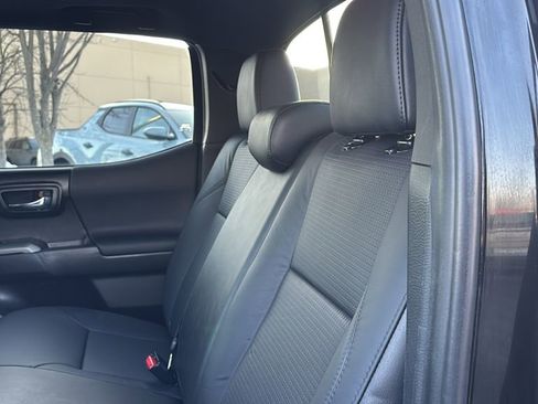 Used 2023 Toyota Tacoma TRD Sport image 30