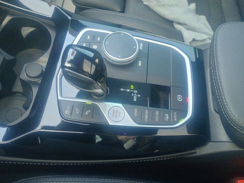 Used 2023 BMW X4 M40i image 28