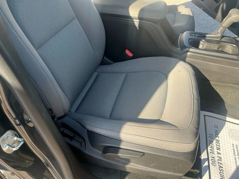 Used 2018 Chevrolet Colorado W/T w/ WT Convenience Package image 21