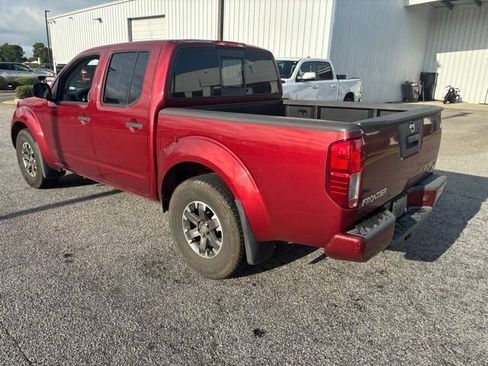 Used 2019 Nissan Frontier Desert Runner RWD image 4