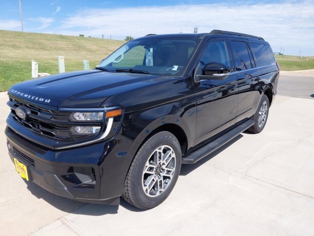New 2026 Ford Expedition Max Active AWD/4WD image 9