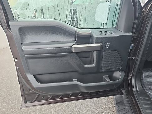 Used 2018 Ford F150 XLT w/ Equipment Group 302A Luxury image 18