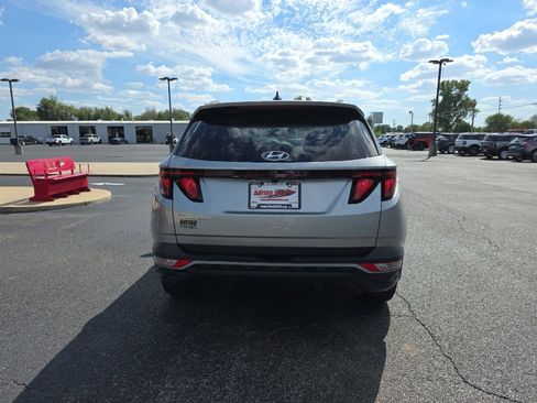 Used 2024 Hyundai Tucson SEL FWD image 8
