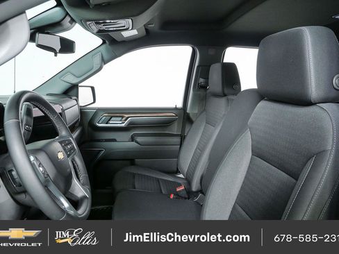 Used 2023 Chevrolet Silverado 1500 LT AWD/4WD image 5