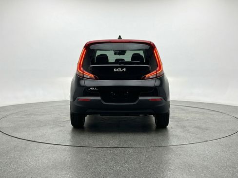 Used 2025 Kia Soul LX w/ LX Technology Package image 7
