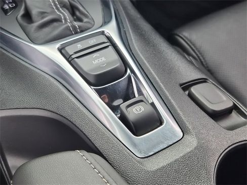 Used 2021 Chevrolet Camaro LT w/ RS Package image 31