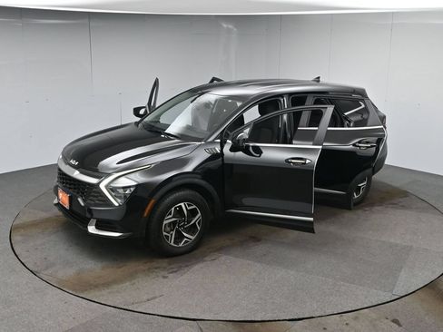 Used 2023 Kia Sportage LX AWD/4WD image 41