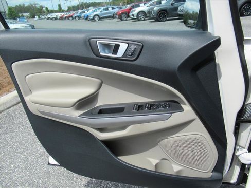 Used 2018 Ford EcoSport Titanium AWD/4WD image 33