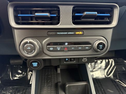 New 2025 Ford Maverick Lobo image 6