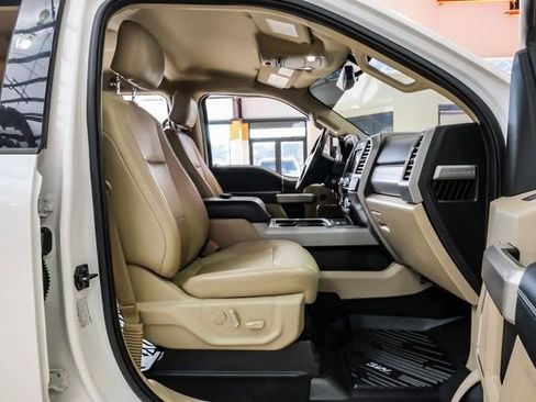 Used 2017 Ford F450 Lariat image 28