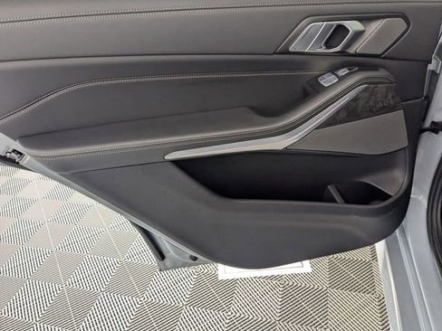 Used 2024 BMW X7 xDrive40i w/ M Sport Package image 30