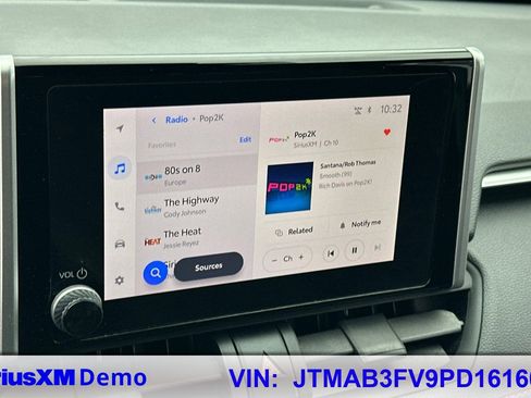 Used 2023 Toyota RAV4 SE w/ Weather & Moonroof Package image 27