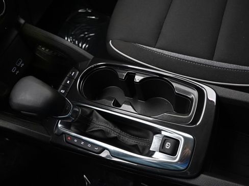 Used 2025 Chevrolet TrailBlazer LT w/ Convenience Package image 32