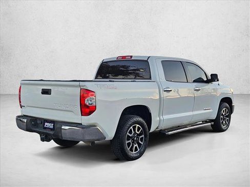 Used 2017 Toyota Tundra SR5 image 5