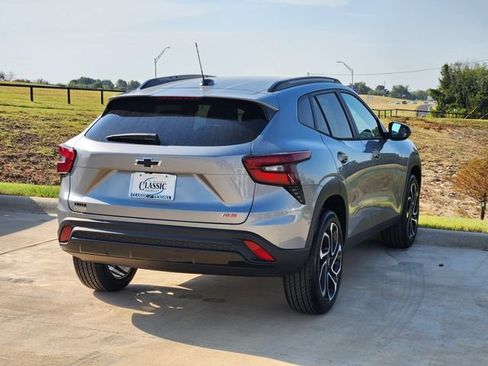 New 2026 Chevrolet Trax RS w/ Driver Confidence Package FWD image 5