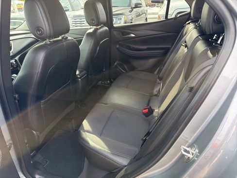 Used 2023 Buick Encore GX Select image 18