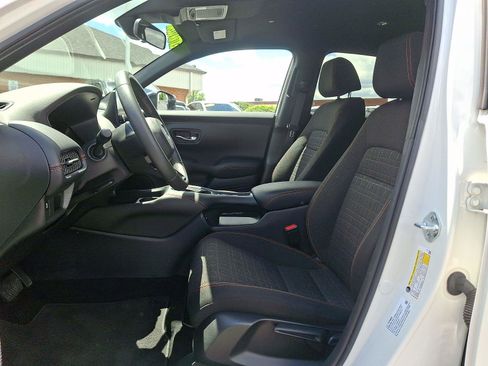Used 2024 Honda HR-V Sport image 13