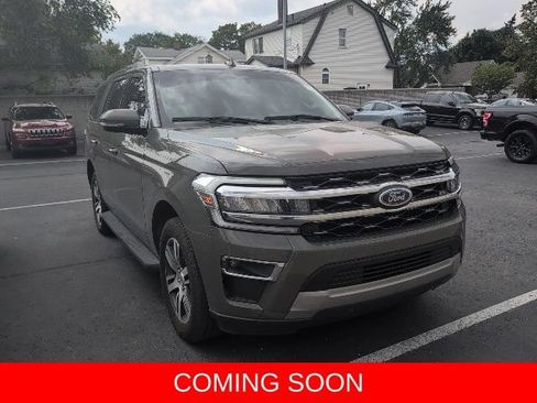 Used 2024 Ford Expedition Limited AWD/4WD image 1
