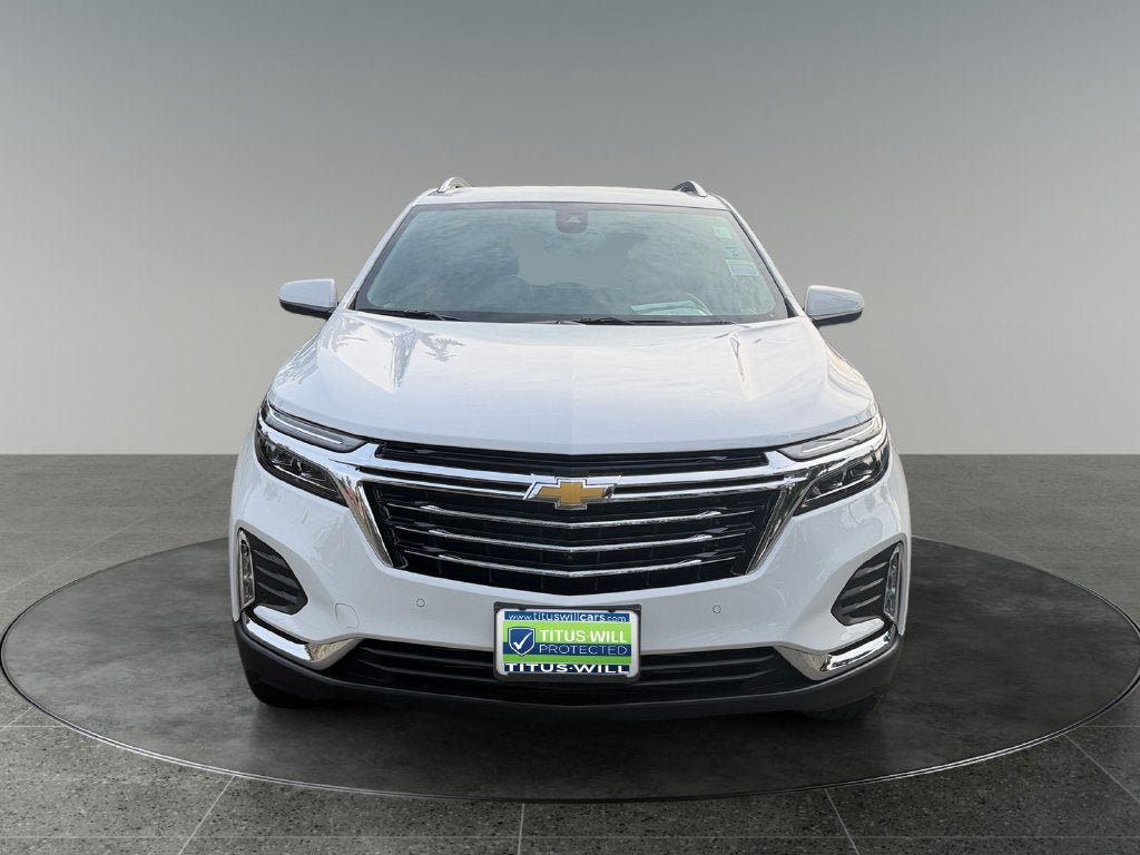 Used 2023 Chevrolet Equinox Premier AWD/4WD image 2