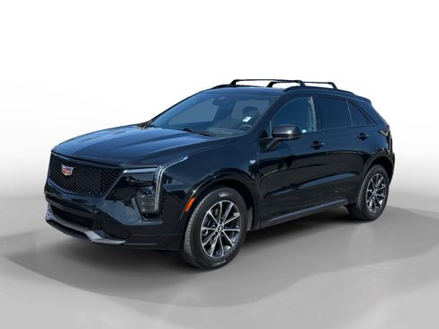 Used 2024 Cadillac XT4 Sport FWD image 1