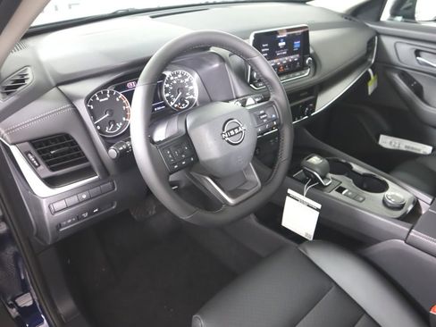 New 2026 Nissan Rogue Dark Armor image 11