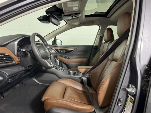 Used 2023 Subaru Outback Touring image 4