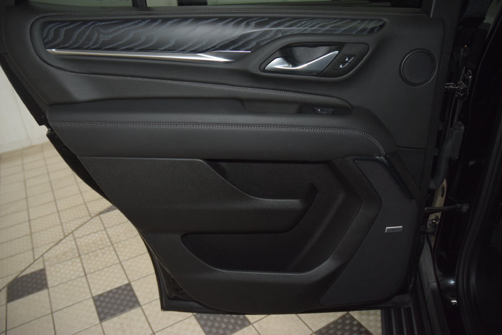Used 2024 GMC Yukon Denali AWD/4WD image 48