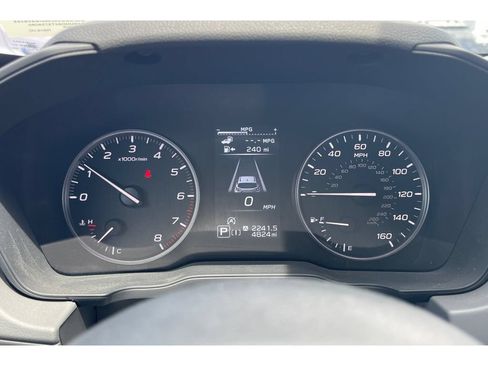 Certified 2026 Subaru Crosstrek 2.5i Premium AWD/4WD image 37