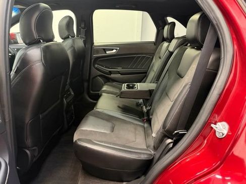 Used 2019 Ford Edge ST w/ Equipment Group 401A AWD/4WD image 34