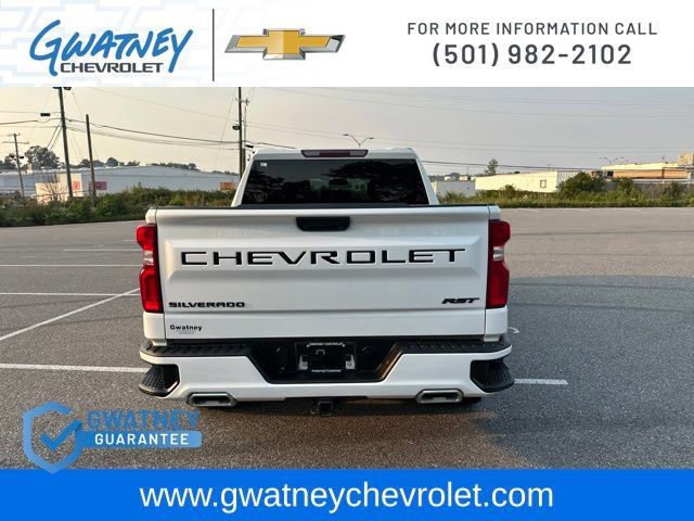 Used 2024 Chevrolet Silverado 1500 RST w/ Z71 Off-Road Package AWD/4WD image 6
