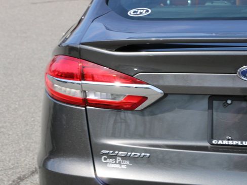 Used 2020 Ford Fusion Titanium image 6