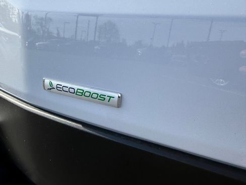 Used 2025 Ford Transit 350 XLT image 12