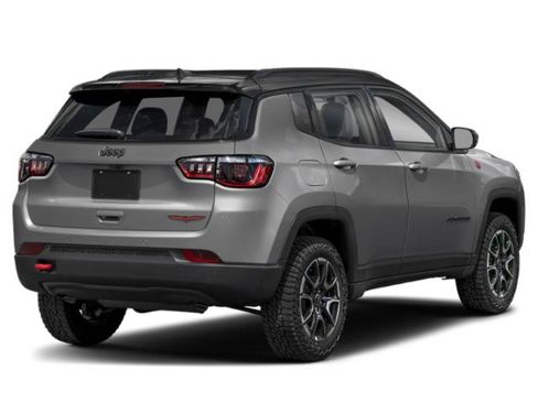 Certified 2024 Jeep Compass Trailhawk AWD/4WD image 3