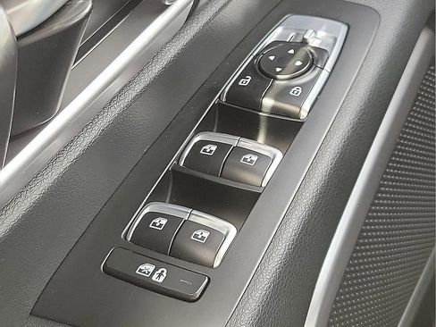 Used 2025 Kia Telluride S AWD/4WD image 13