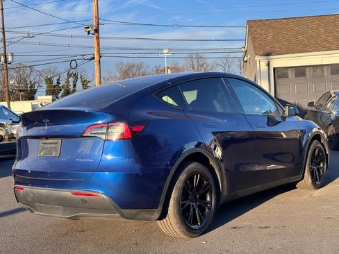 Used 2023 Tesla Model Y Long Range image 8