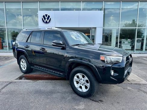 Used 2018 Toyota 4Runner SR5 Premium AWD/4WD image 1