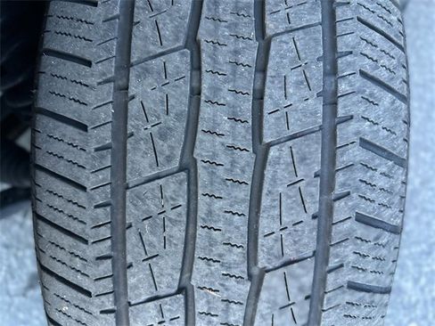 Certified 2022 Ford F150 Lightning Lariat w/ Tow Technology Package image 11