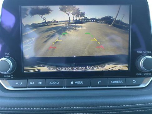 Certified 2025 Nissan Rogue S image 30