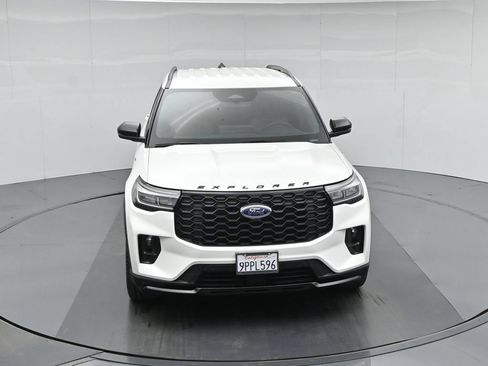 Certified 2025 Ford Explorer ST-Line w/ Premium Package RWD image 41