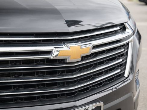 Used 2023 Chevrolet Traverse LT FWD image 10