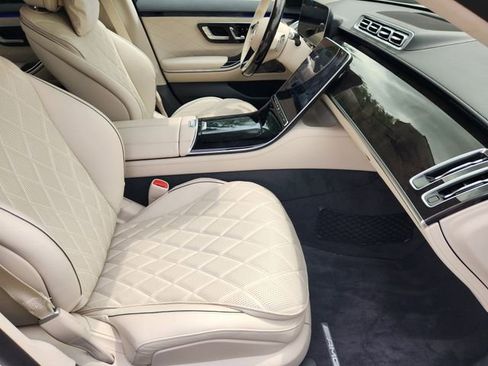 Used 2024 Mercedes-Benz S 580e 4MATIC Sedan image 14
