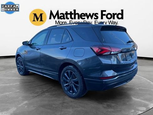Used 2022 Chevrolet Equinox RS image 3