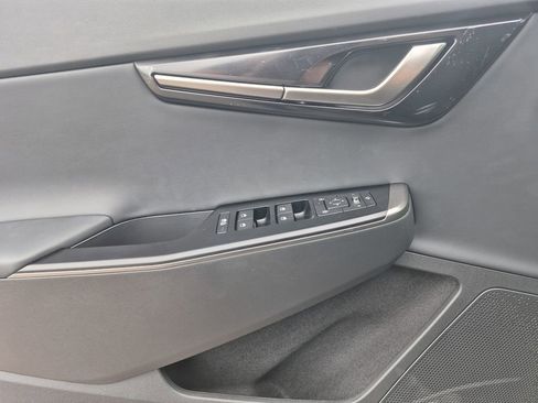New 2025 Kia EV6 Light w/ Light LR Technology Package image 6