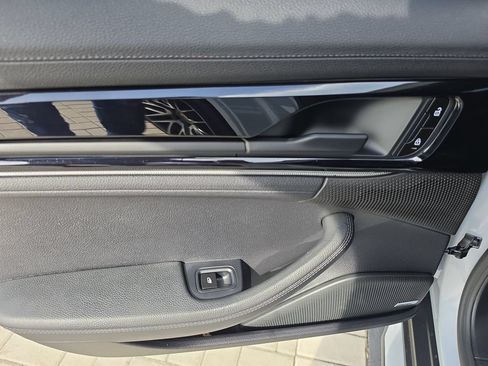 Used 2024 Porsche Panamera w/ Premium Package RWD image 10