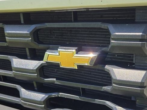 Used 2022 Chevrolet Silverado 2500 Custom w/ Custom Convenience Package AWD/4WD image 28