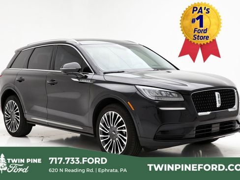 Used 2022 Lincoln Corsair Reserve w/ Sport Package image 1