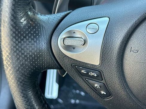 Used 2009 Nissan 370Z Touring image 26