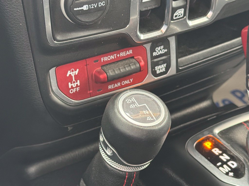 Used 2021 Jeep Wrangler Unlimited Rubicon w/ LED Lighting Group AWD/4WD image 33