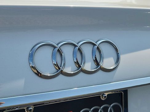 Used 2023 Audi A4 2.0T Premium w/ Convenience Package AWD/4WD image 29