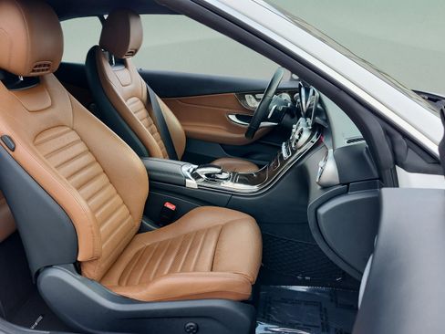 Used 2019 Mercedes-Benz C 300 C 300 image 21